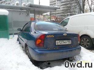 Битый автомобиль Chevrolet Lanos