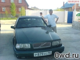 Битый автомобиль Volvo 460